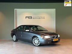 Volvo S60 - 2.5T AUTOMAAT SUMMUM-uitv|NAVIGATIE|CLIMA AIRCO|TREKHAAK|CRUISECONTROL|APPLE CARPLAY+ANDRO