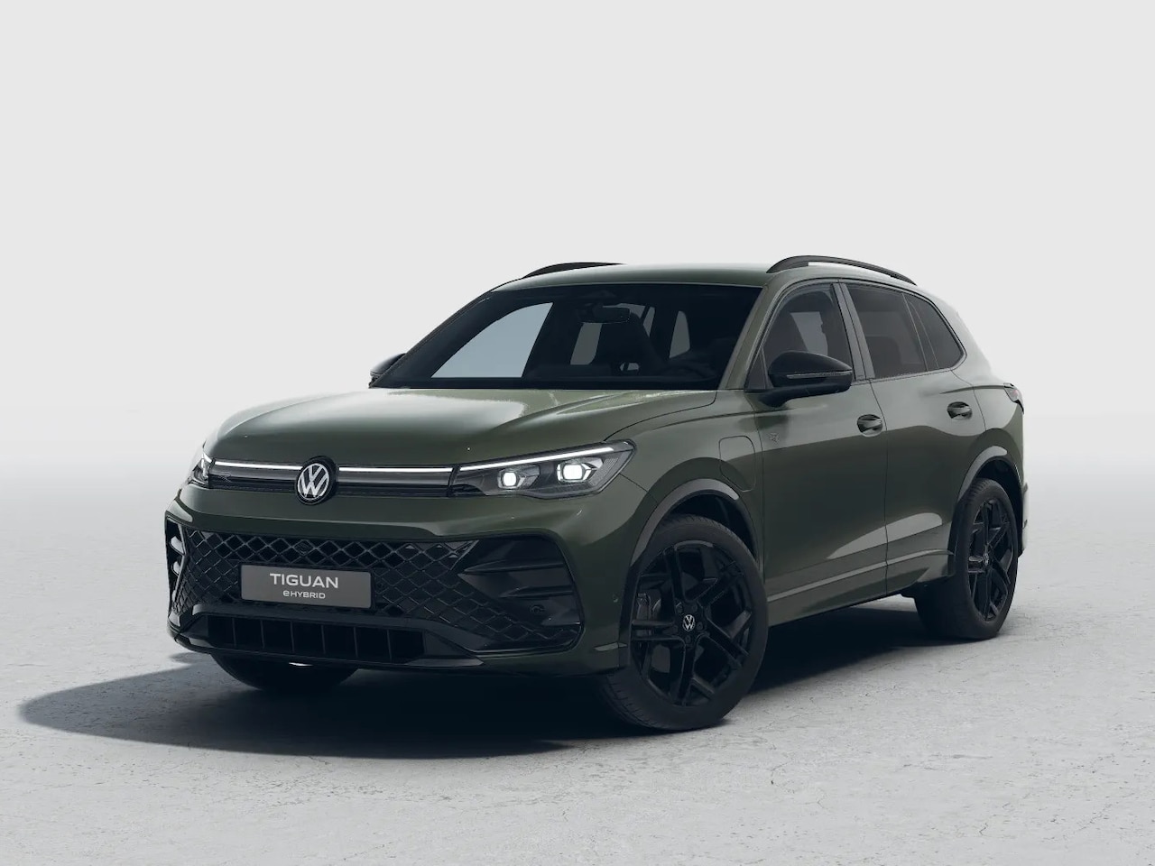 Volkswagen Tiguan - R-Line Edition 1.5 eHybrid 204 PK | Black Style | Headup display | Panoramadak | Stoelverw - AutoWereld.nl