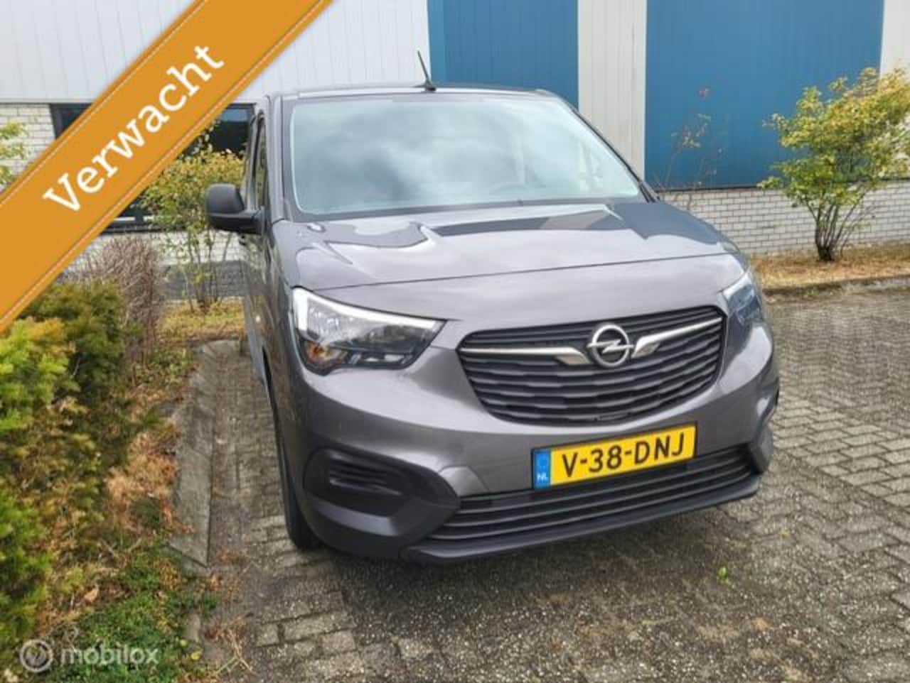 Opel Combo Electric - 136 L1H1 50kWh - AutoWereld.nl