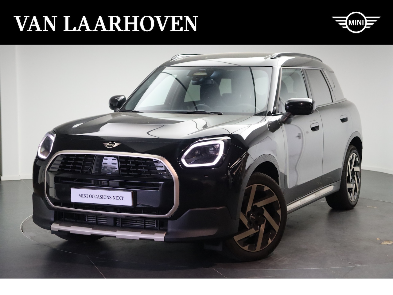 MINI Countryman - C Automaat / Favoured / Pakket L / Favoured / Pakket L / 19" Kaleido Spoke 2-tone - AutoWereld.nl