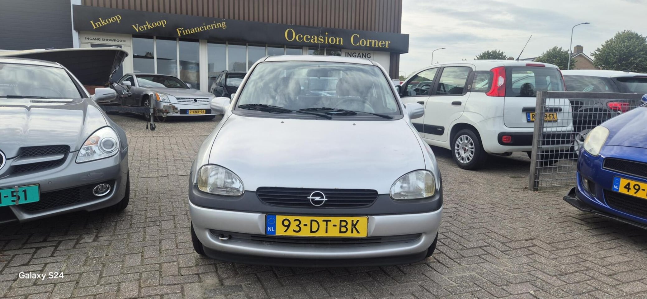 Opel Corsa - 1.2i-16V Sport Cool - AutoWereld.nl