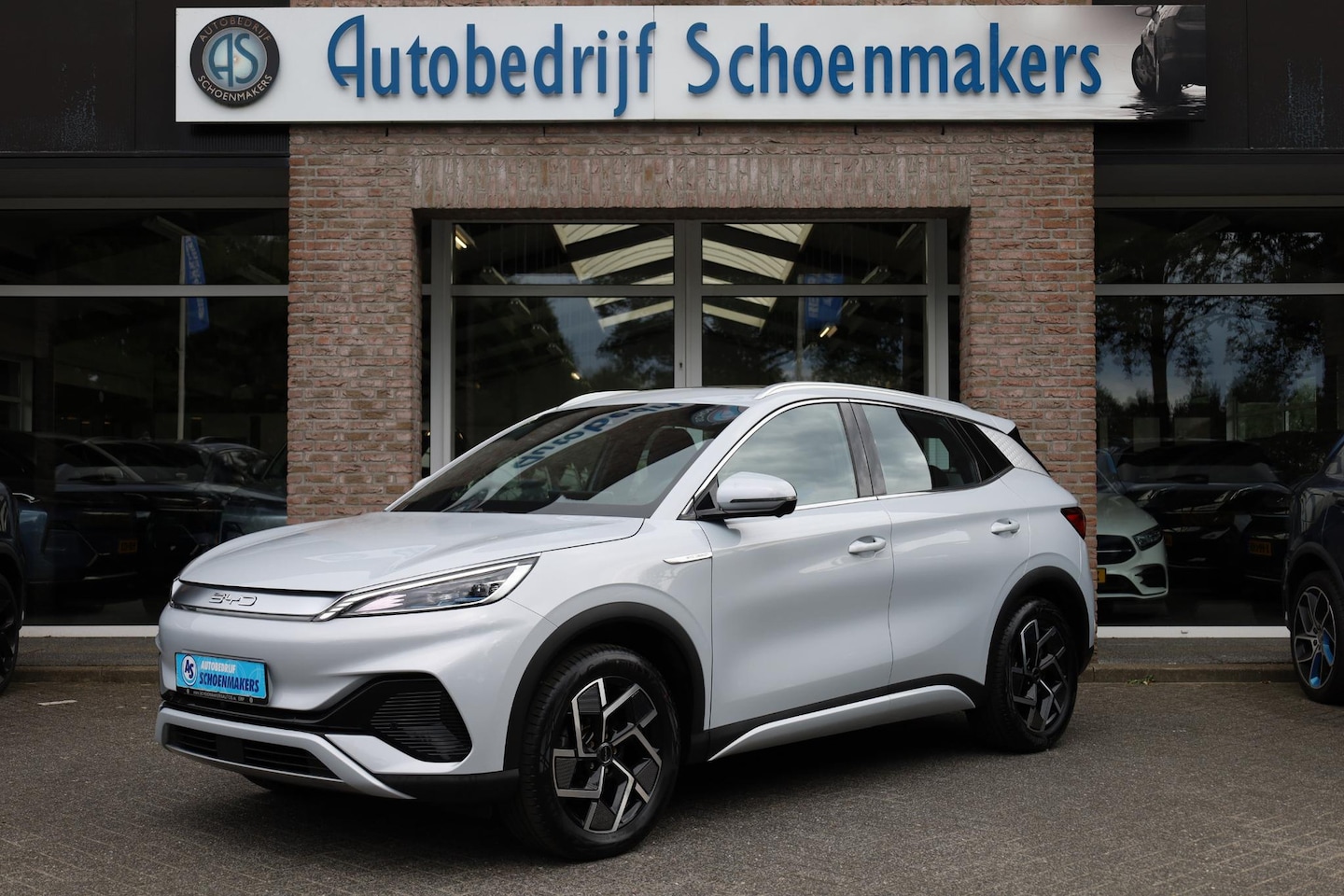 BYD Atto 3 - Design 60 kWh PANO 360-CAMERA ADAPTIVE-CRUISE LEER STOELVERW. CARPLAY SFEERVERL. ELEC.STOE - AutoWereld.nl
