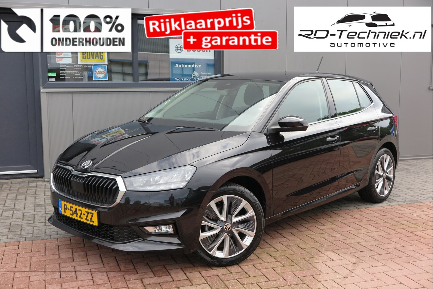 Skoda Fabia - 1.0 TSI 81kw 110pk DSG Business Edition Virtual cockpit,DAB+ , PDC, Navi via Carplay , LMV - AutoWereld.nl