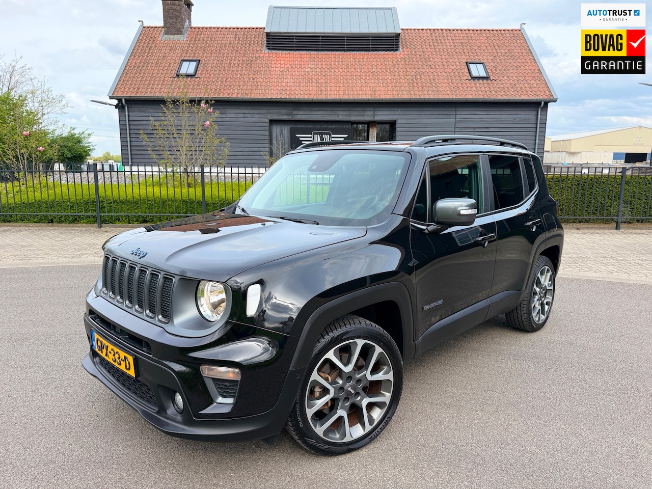 Jeep Renegade - 4xe AWD 240 Plug-in Hybrid Electric S Automaat Airco/Ecc Navi Camera - AutoWereld.nl