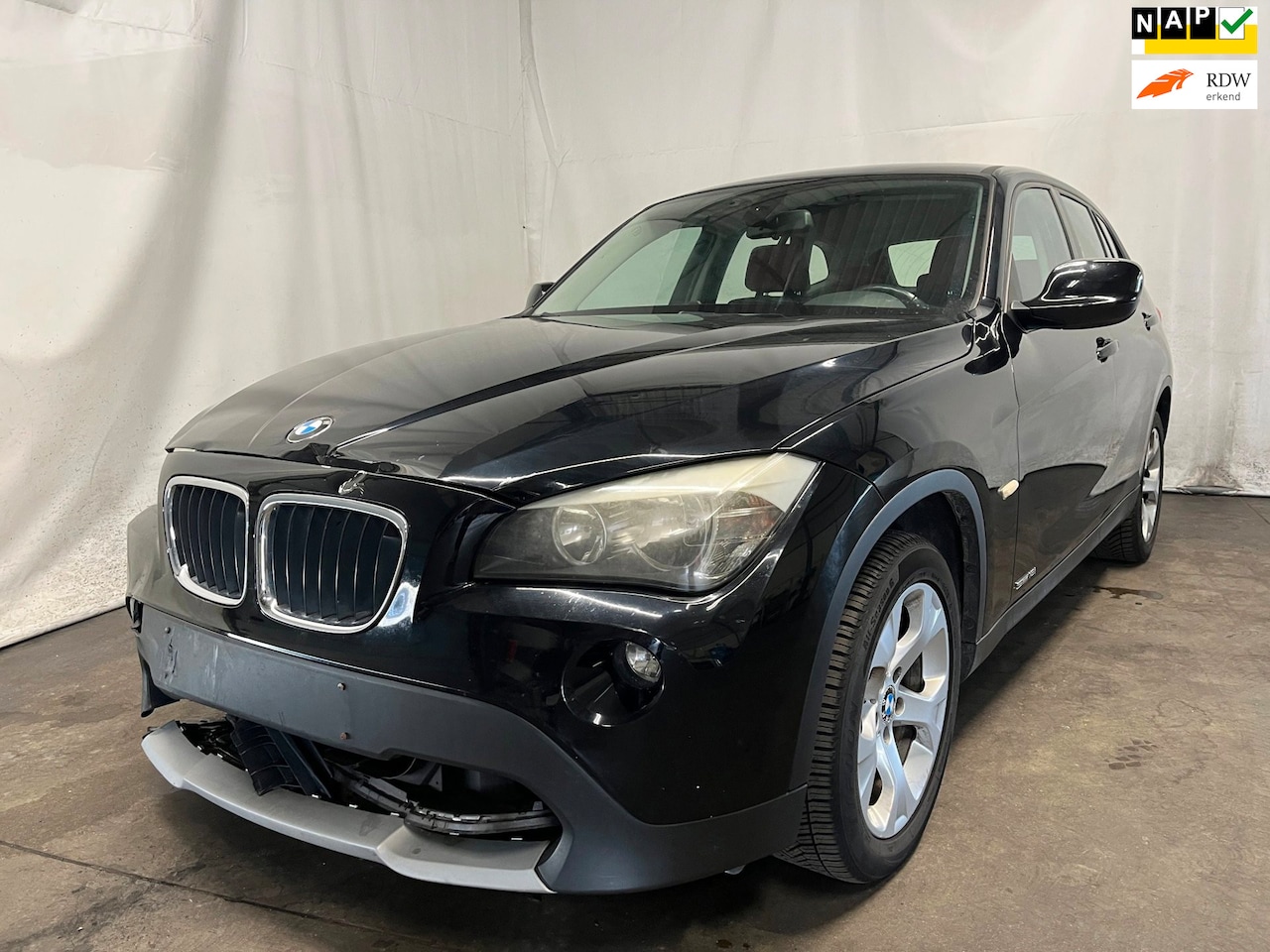 BMW X1 - SDrive18i Executive - Schade - Stuur defect -BPM - AutoWereld.nl