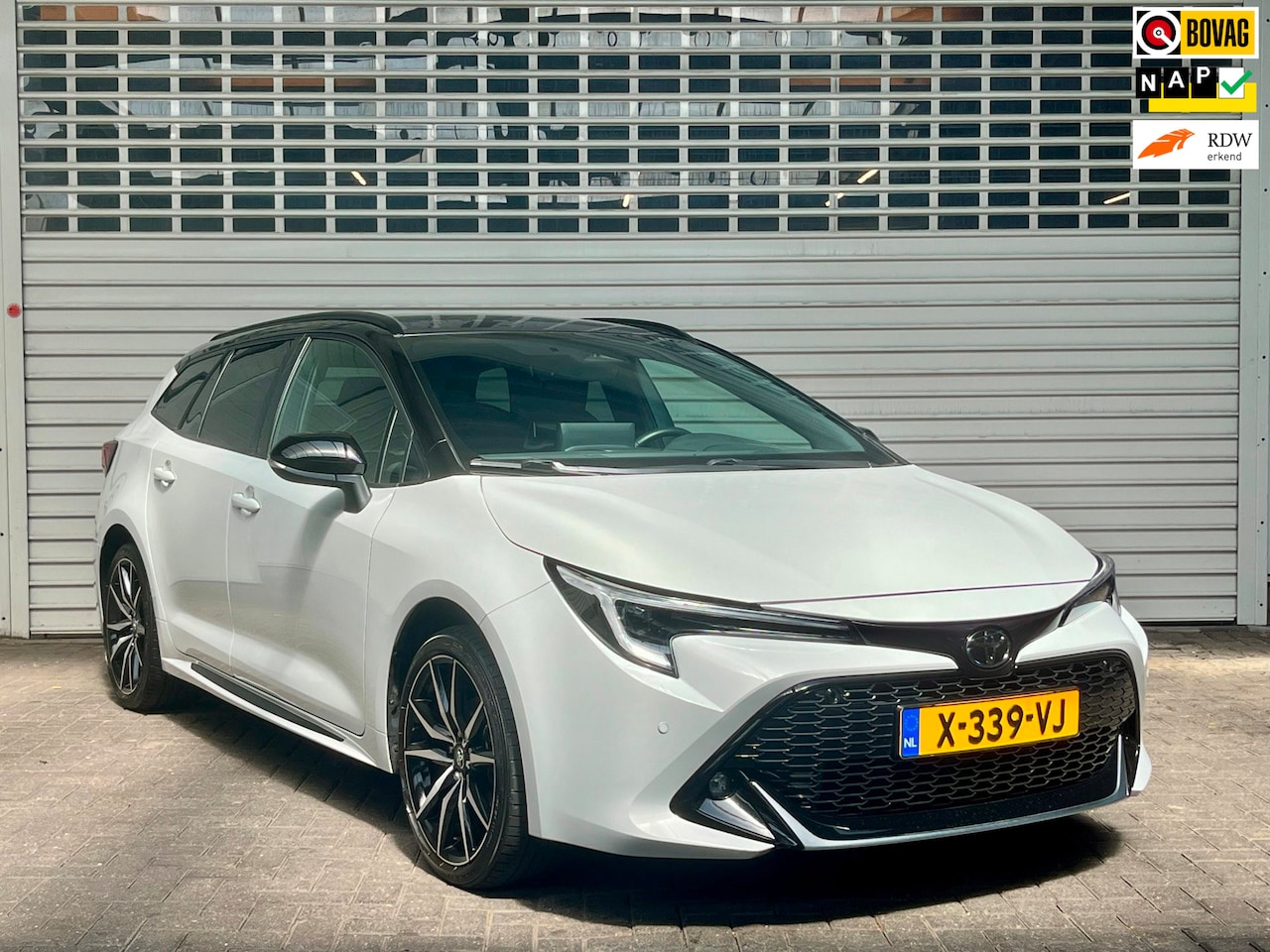 Toyota Corolla Touring Sports - Hybrid 140 GR Sport - AutoWereld.nl