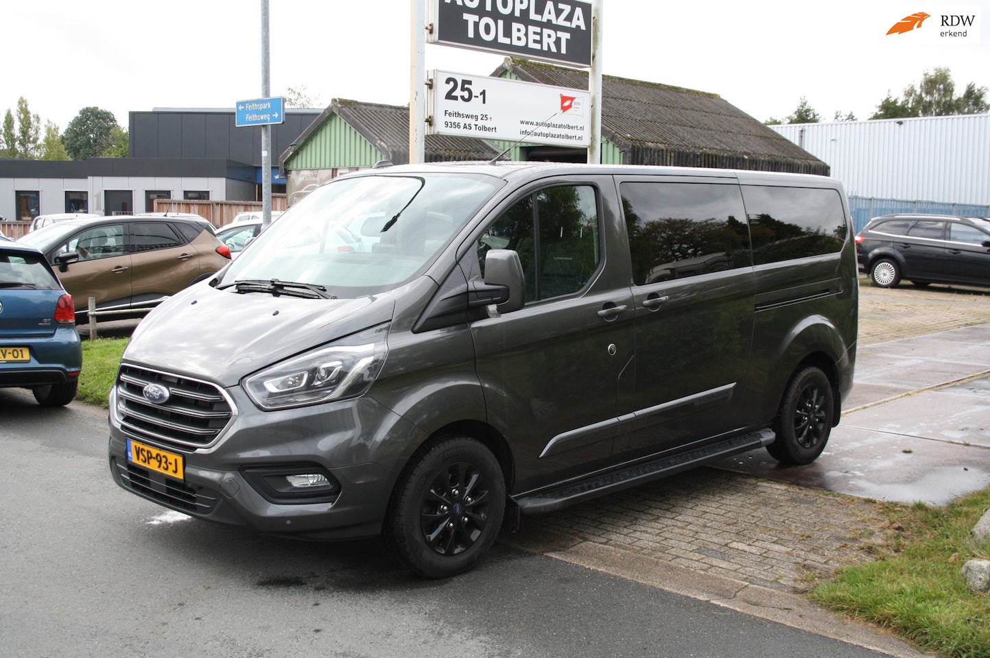 Ford Transit Custom - 320 2.0 TDCI L2H1 Platinum Edition DC - AutoWereld.nl