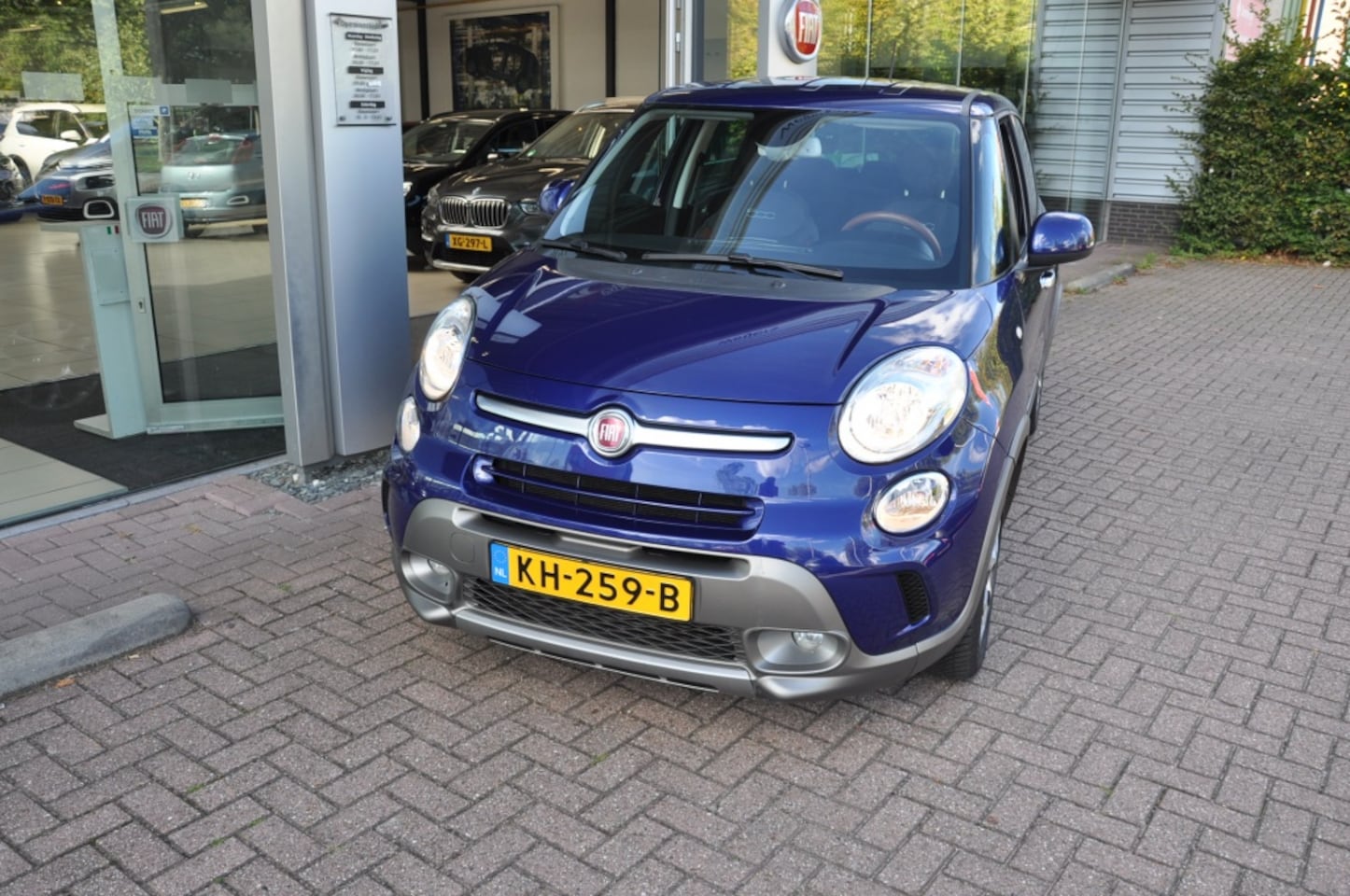 Fiat 500 L - 0.9 TwinAir Trekking Navi Clima - AutoWereld.nl