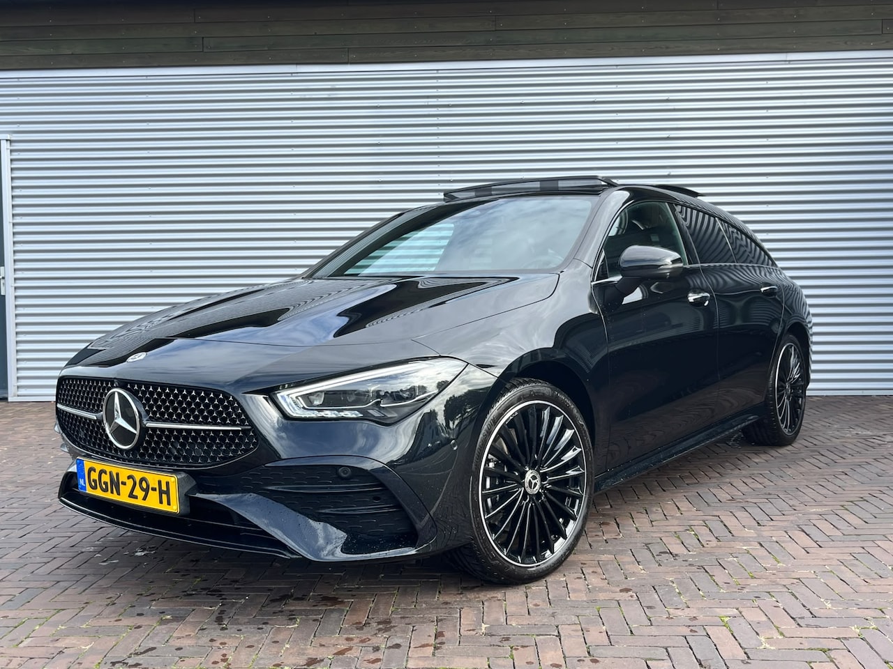 Mercedes-Benz CLA-klasse Shooting Brake - 250 e Star Edition AMG Line Plus PANORAMADAK - AutoWereld.nl