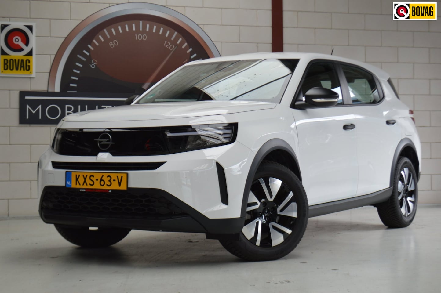 Opel Frontera - 1.2T Hybrid Edition, All-season, NAVI, STOELVERWARMING, VEEL OPTIES! - AutoWereld.nl