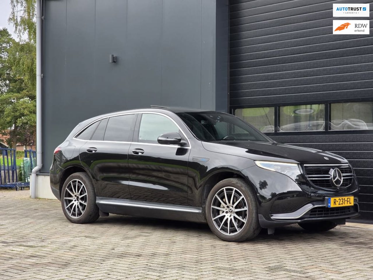 Mercedes-Benz EQC - 400 4MATIC Business Solution AMG 80 kWh | Trekhaak | Open dak| Burmester Audio| Memory Sto - AutoWereld.nl