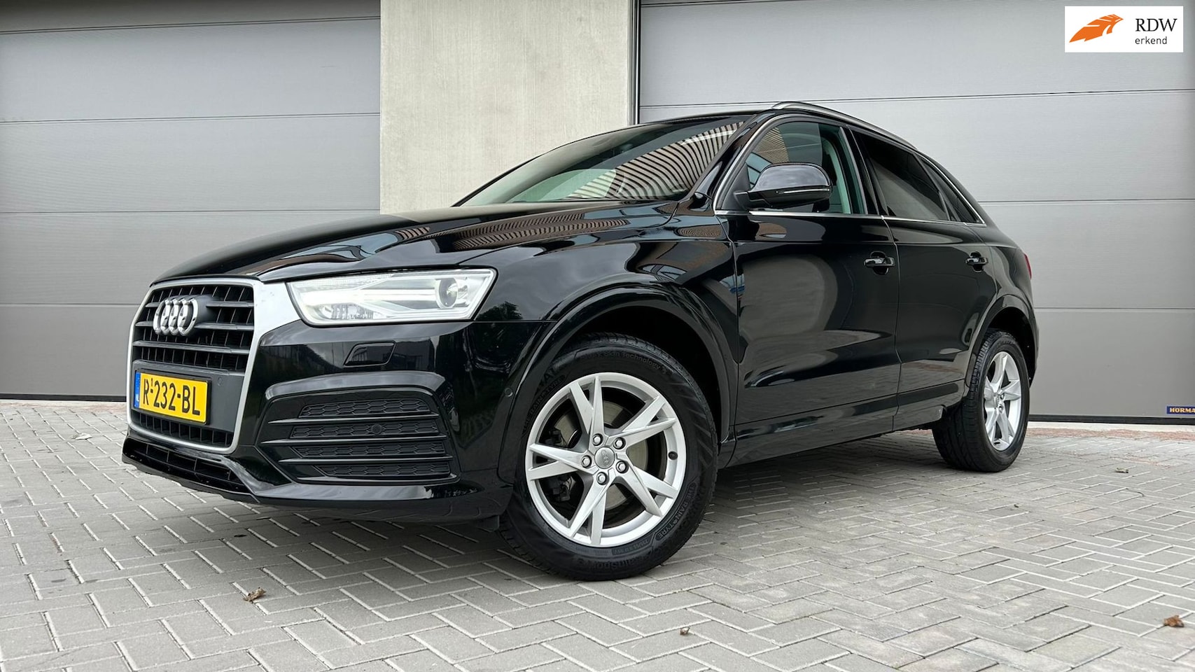 Audi Q3 - 2.0 TDI Adrenalin S-Tronic Aut, Pano, Leder - AutoWereld.nl