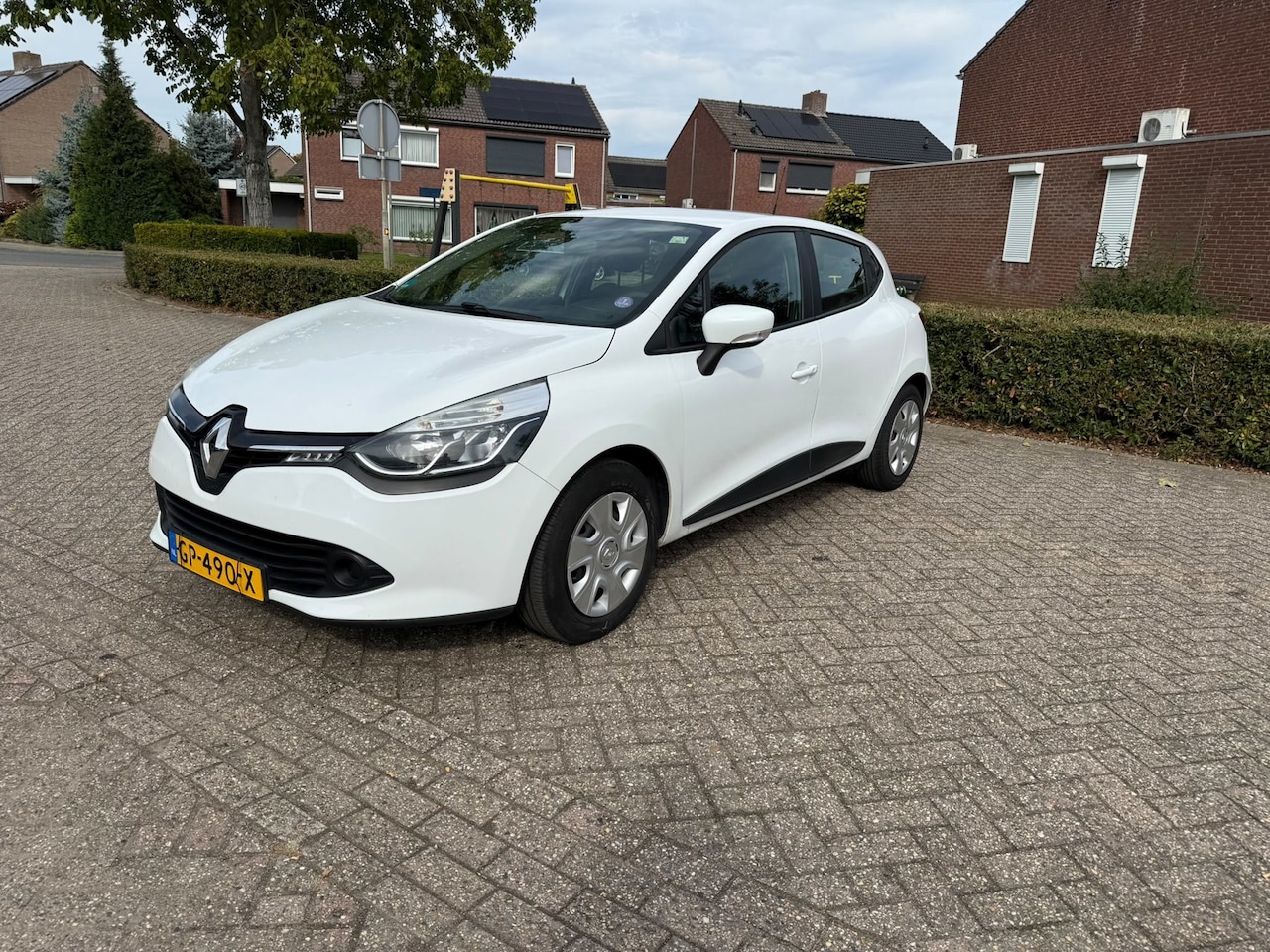 Renault Clio - 0.9 TCe Expression 0.9 TCe Expression - AutoWereld.nl