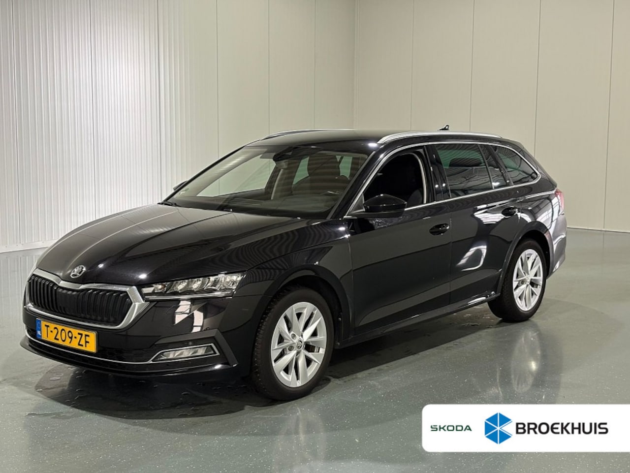 Skoda Octavia Combi - 1.0 e-TSI Business Edition Plus | Apple Carplay/Android Auto | Cruise control adaptief | K - AutoWereld.nl