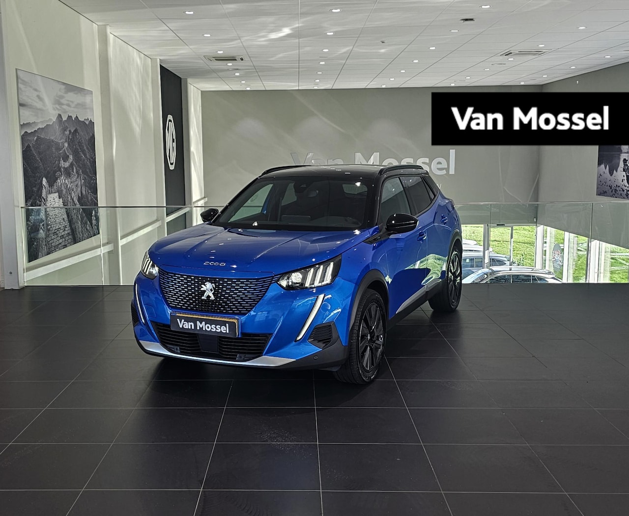 Peugeot e-2008 - EV GT 50 kWh Climate Control | Voorstoelen Verwarmd | Full Map Navigatie | Apple Carplay / - AutoWereld.nl