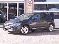 Volkswagen Polo - 1.0 TSI Life Business IQ.Light, App connect, PDC
