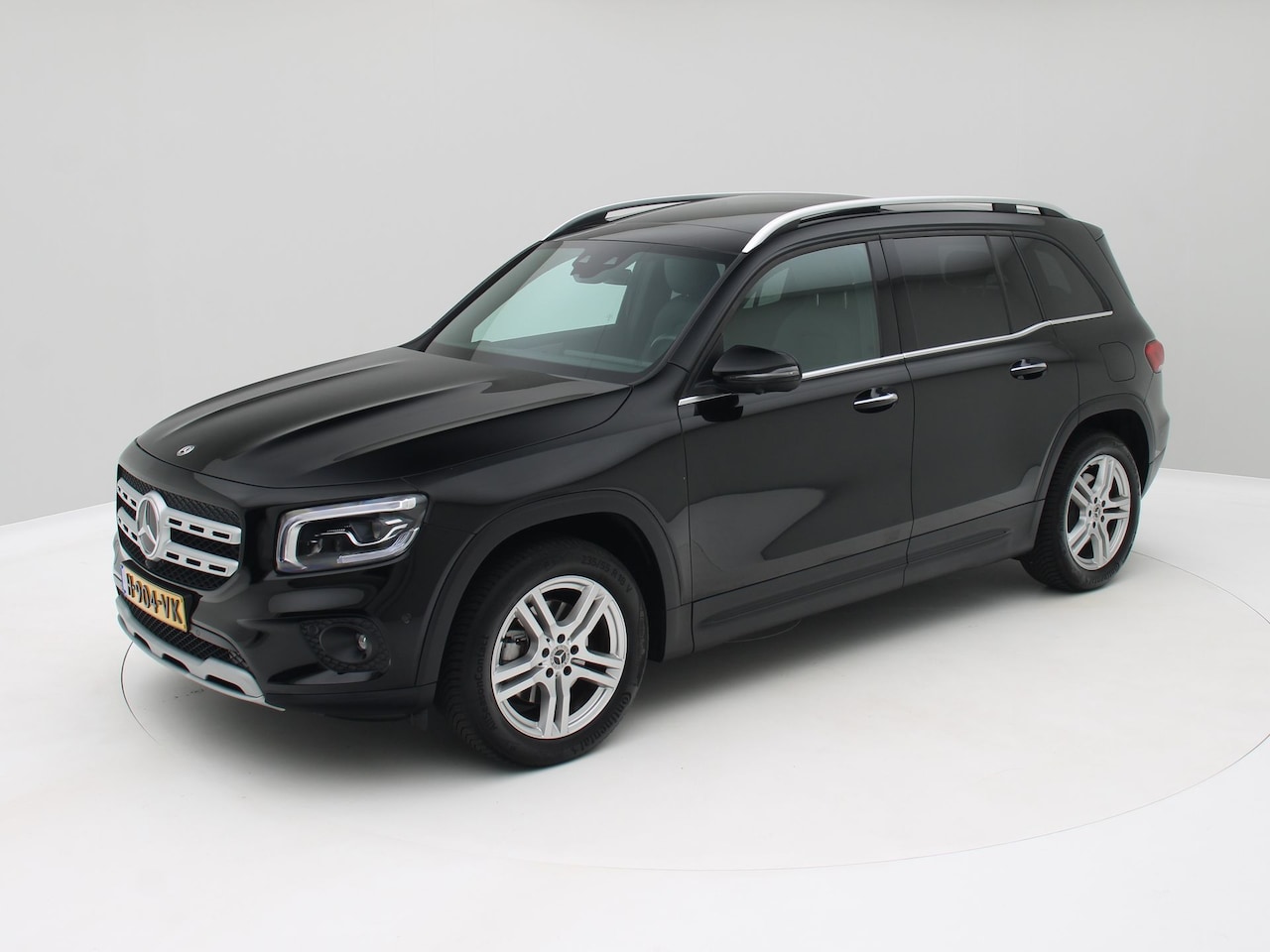 Mercedes-Benz GLB - 200 Premium Plus / 7p. / Origineel NL - AutoWereld.nl