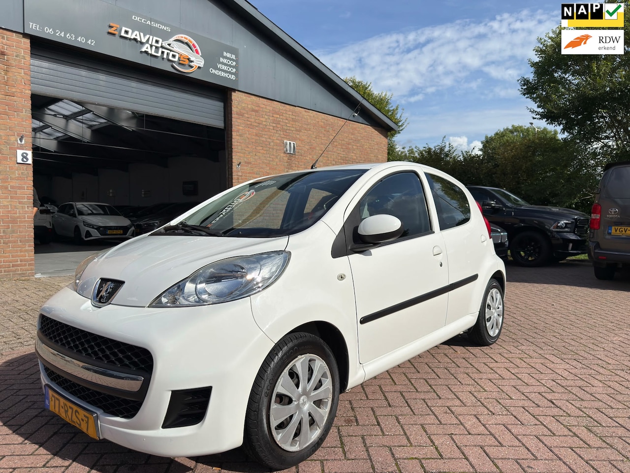 Peugeot 107 - 1.0-12V XS automaat / airco - AutoWereld.nl