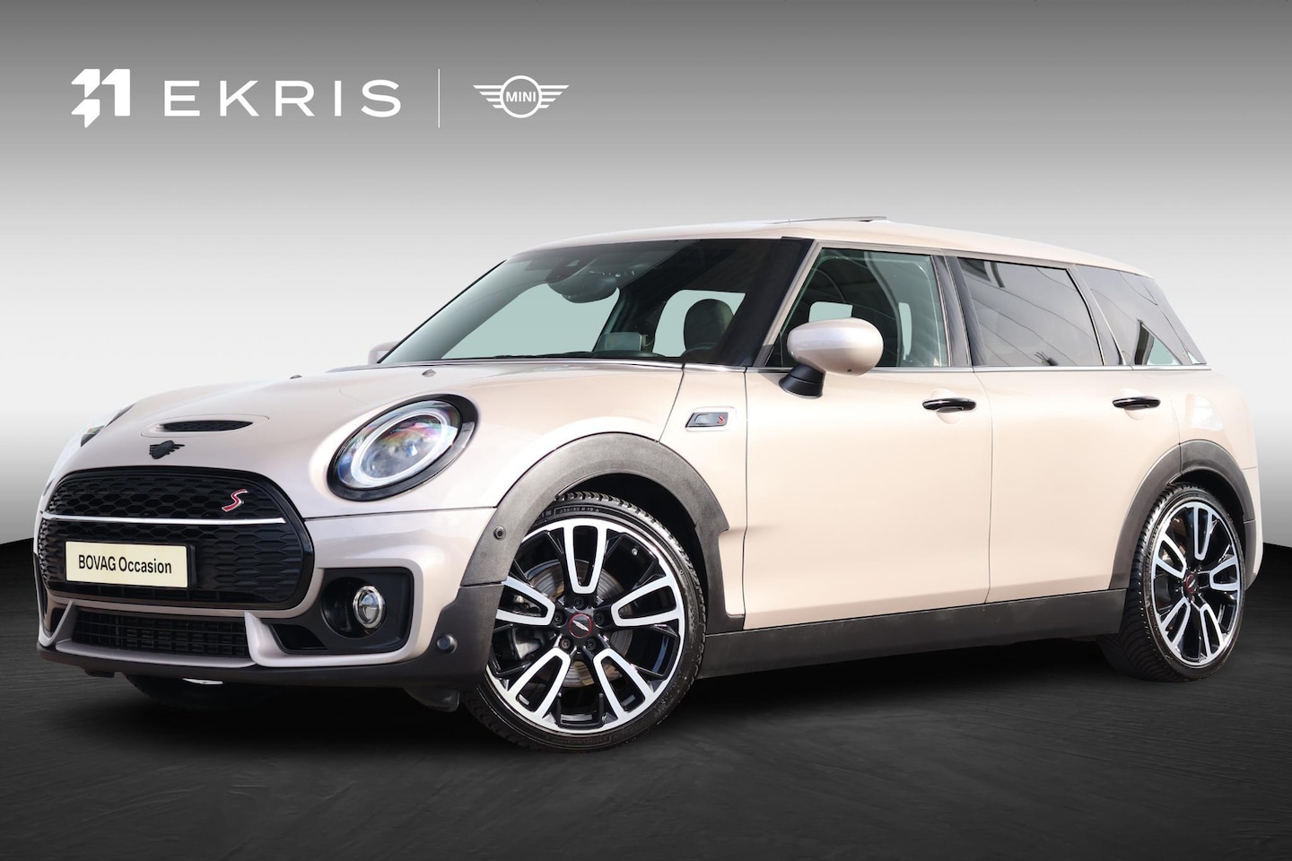MINI Clubman - 2.0 Cooper S John Cooper Works | Stuur & Stoel Verwarming | Panorama Dak | Visibility Pack - AutoWereld.nl