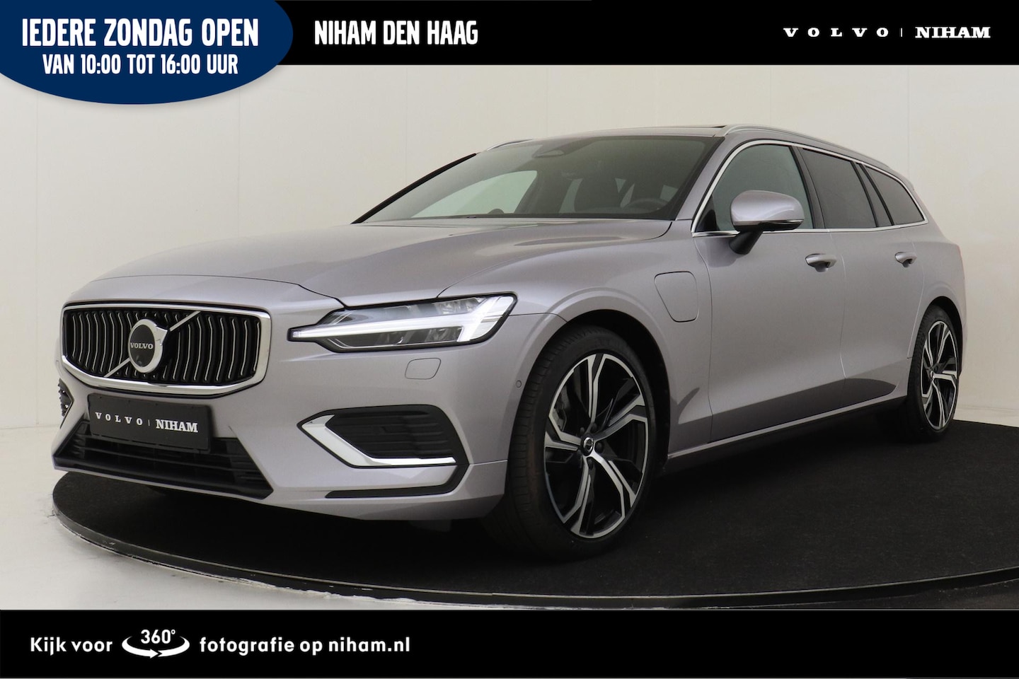 Volvo V60 - T8 PLUG-IN HYBRID AWD ULTRA BRIGHT *UNIEK!* -PANO.DAK|BOWERS&WILKINS|SLATE|360°CAM|HEAD-UP - AutoWereld.nl