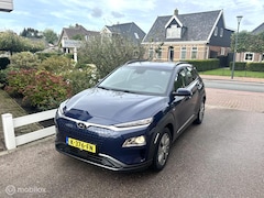 Hyundai Kona Electric - EV Comfort Smart 64 kWh 3-FASE SNELLADEN SOH 100% WARMTEPOMP CARPLAY ACHTERUITRIJ CAMERA N