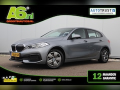 BMW 1-serie - 118i 136PK Automaat Navigatie Draadloos Carplay Climate Cruise Control Parkeersensor