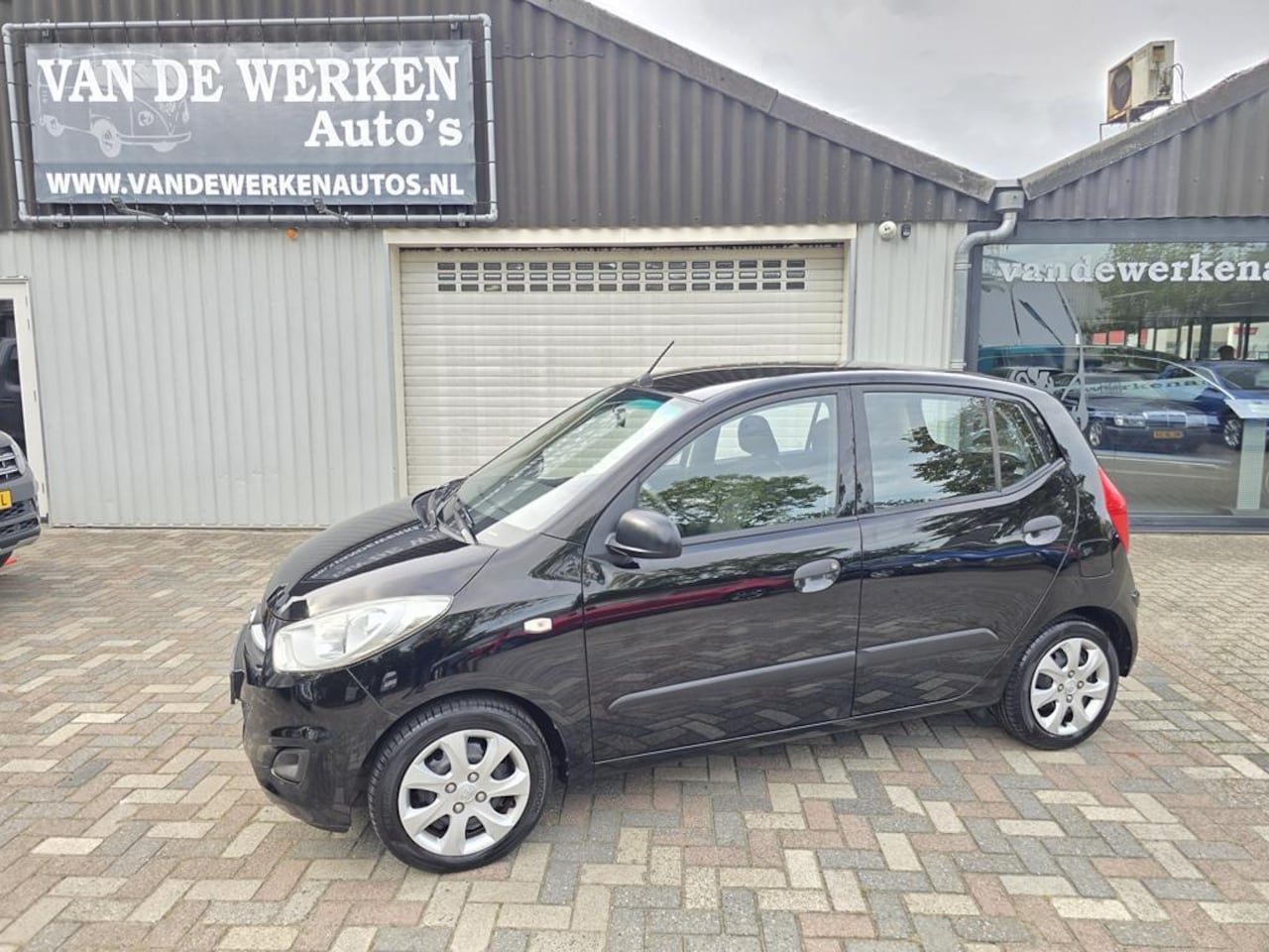 Hyundai i10 - 1.1 5drs Fifa World Cup Edition Nw APK| 75dkm!! - AutoWereld.nl