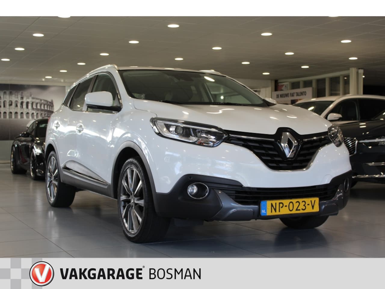 Renault Kadjar - 1.2 TCe Intens/BLUETOOTH/NAVI/PDC - AutoWereld.nl