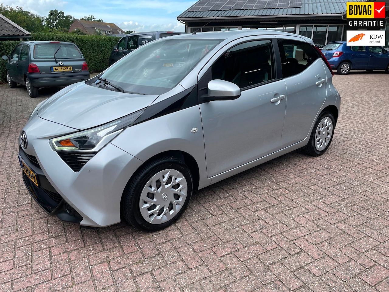 Toyota Aygo - 1.0 VVT-i x-play 1.0 VVT-i x-play - AutoWereld.nl