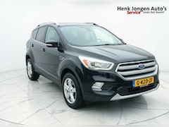 Ford Kuga - 1.5 Titanium Styling Pack + panorama-dak “Sinds 1970 | 5.000+ reviews | Score 9, 5 | Servi