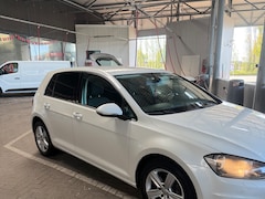 Volkswagen Golf - 1.2 TSI Comfortline