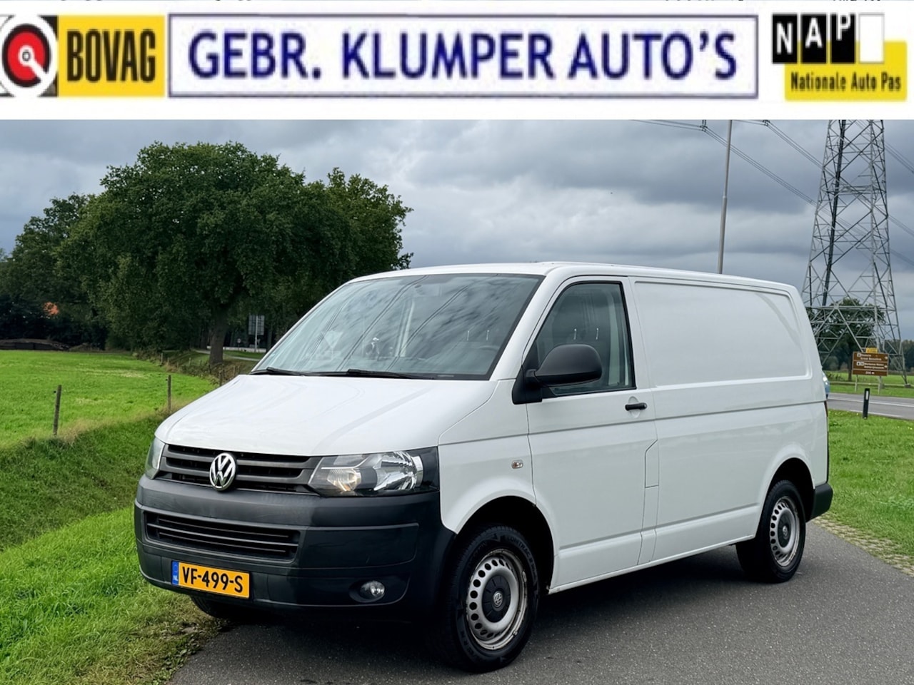 Volkswagen Transporter - 2.0 TDI L1H1 T800 Baseline Airco, Cruise, Navi, Camera, Trekhaak, Weinig km, 3e Eigenaar - AutoWereld.nl