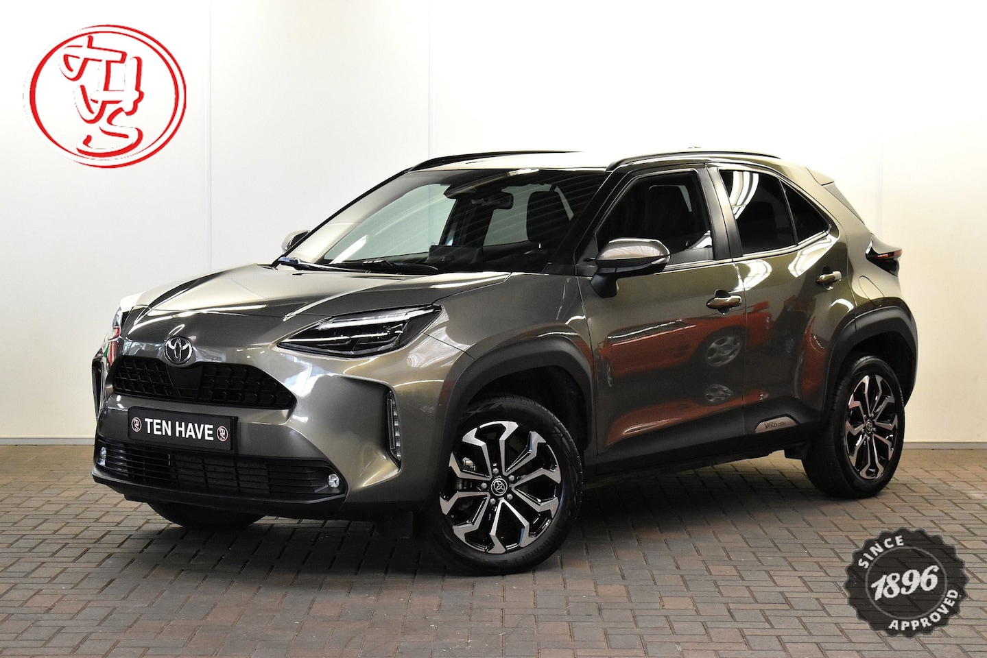 Toyota Yaris Cross - 1.5 Hybrid 115 Dynamic CARPLAY|CAMERA|STOELVERWARMING|LED|CRUISE CONTROL|STUURVERWARMING|C - AutoWereld.nl