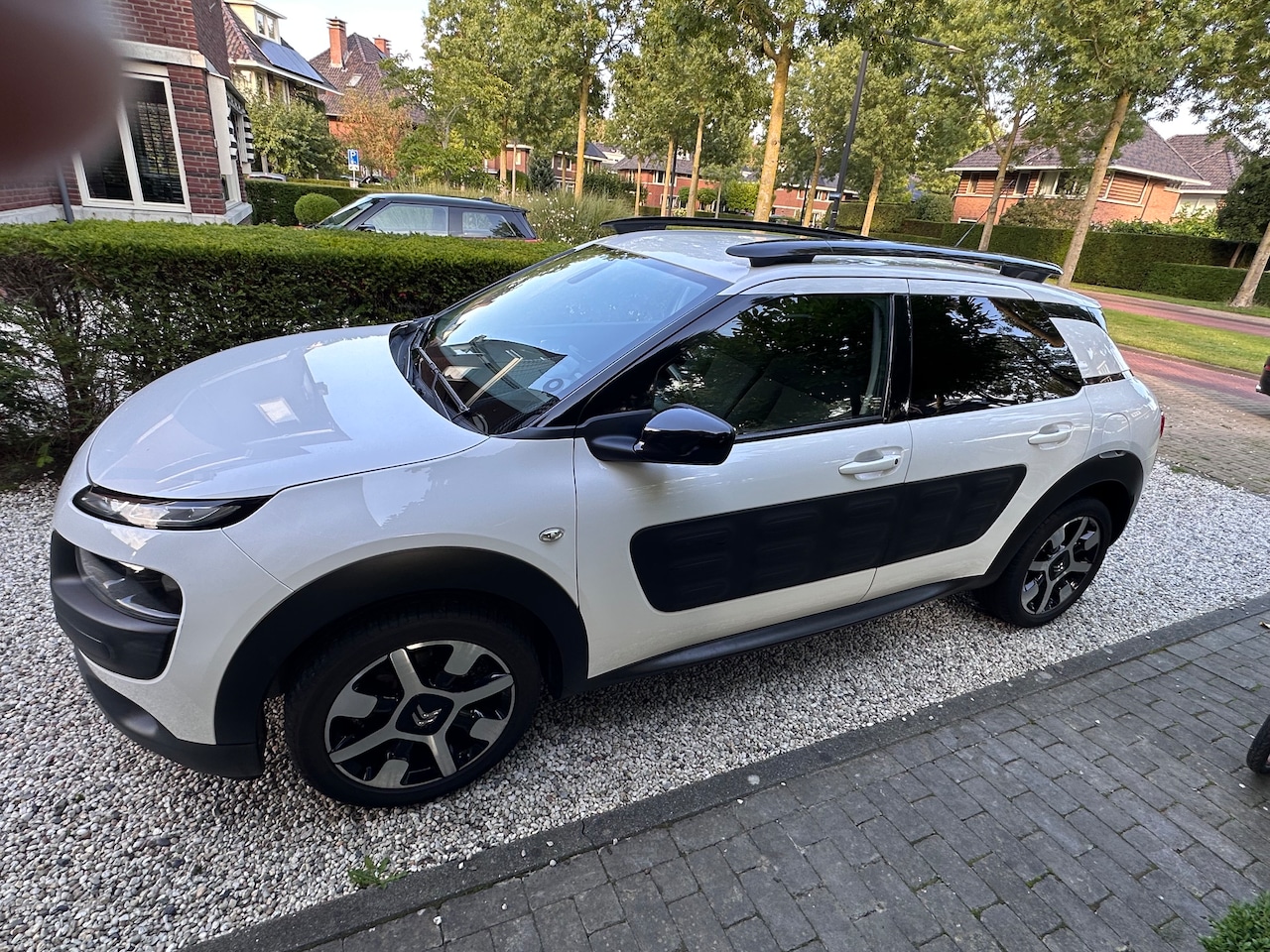 Citroën C4 Cactus - 1.2 PureTech One-Tone inclusief set winterbanden op velg. - AutoWereld.nl