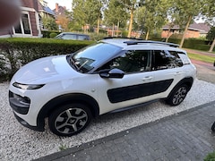 Citroën C4 Cactus - 1.2 PureTech One-Tone inclusief extra set winterbanden op velg.