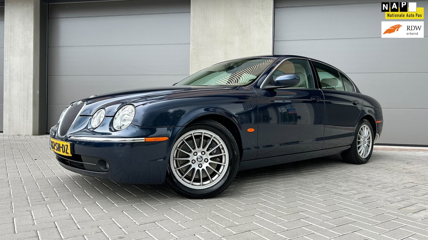 Jaguar S-type - 3.0 V6 Executive Aut, Leder, Navi, Xenon - AutoWereld.nl