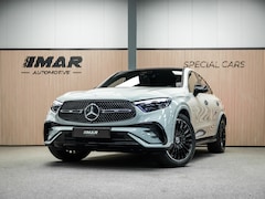 Mercedes-Benz GLC-klasse Coupé - 300e 4MATIC AMG-line Vol uitgevoerde GLC 300e met de juiste kleur, luchtvering als nieuw