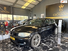 BMW 1-serie - 118i High Executive INRUIL MOGELIJK