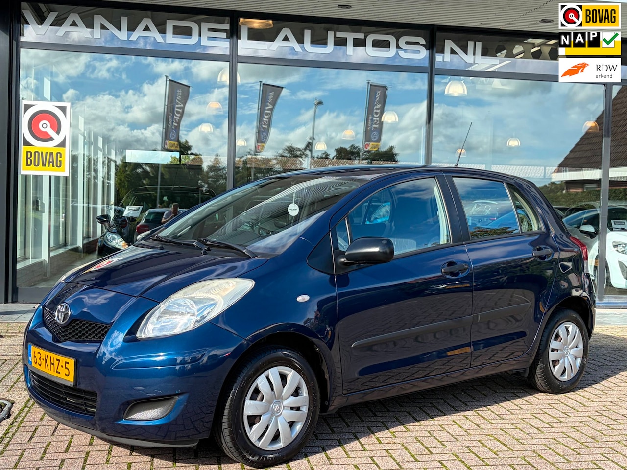 Toyota Yaris - 1.0 VVTi Acces 5Drs Airco Elek.Pakket Trekhaak NL-Auto NAP Nieuwe APK! - AutoWereld.nl