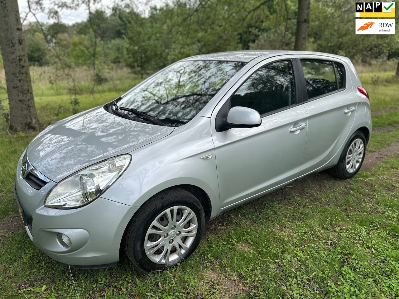 Hyundai i20 - 1.2i DynamicVersion APK 14-11-2027 - AutoWereld.nl