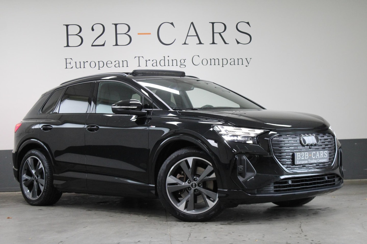 Audi Q4 e-tron - 40 S Competition 77 kWh | SOH 92% | S-line | Panorama | Warmtepomp - AutoWereld.nl