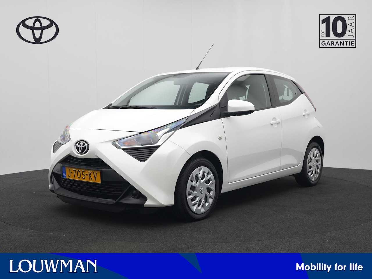 Toyota Aygo - 1.0 VVT-i x-play | NL Auto | Dealer Onderhouden | Achteruitrijcamera | - AutoWereld.nl