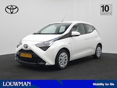 Toyota Aygo - 1.0 VVT-i x-play | NL Auto | Dealer Onderhouden | Achteruitrijcamera |