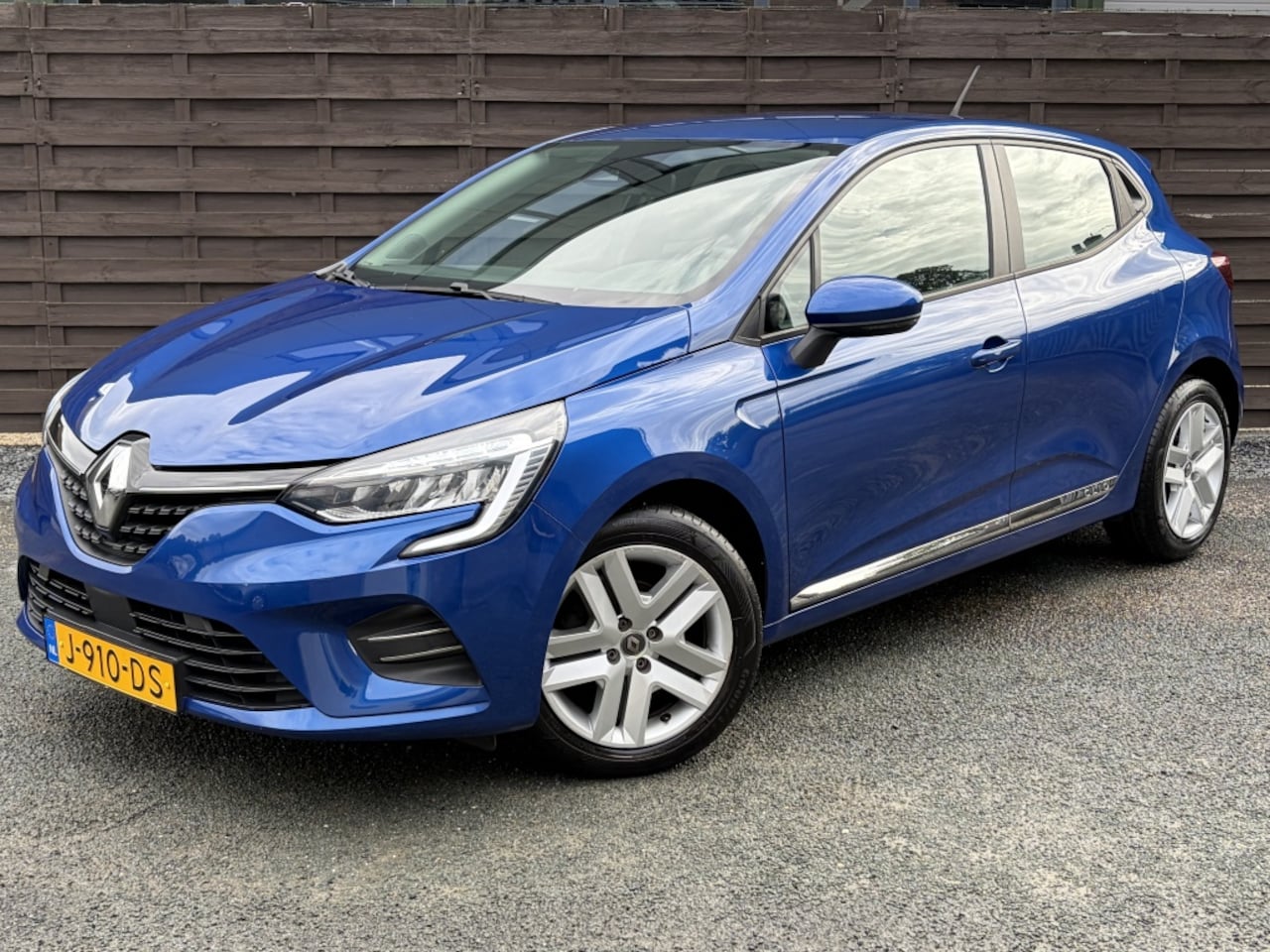 Renault Clio - 1.0 TCe Zen / Airco / LED / Cruise / NAP - AutoWereld.nl