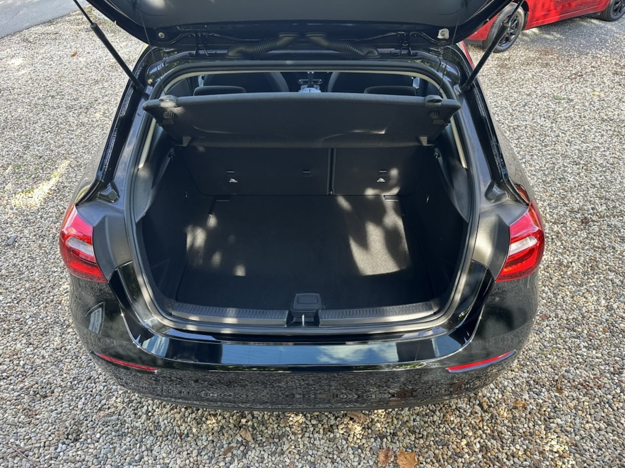 Mercedes-Benz A-klasse - 180 Clima/Cruise/Stoelverwarming