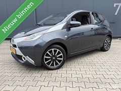 Toyota Aygo - 1.0VVT-i x-play Camera Airco Navi 1ste Eigenaar