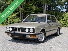 BMW 5-serie - 518 / 1983 / 1ste eigenaar / schuurvondst