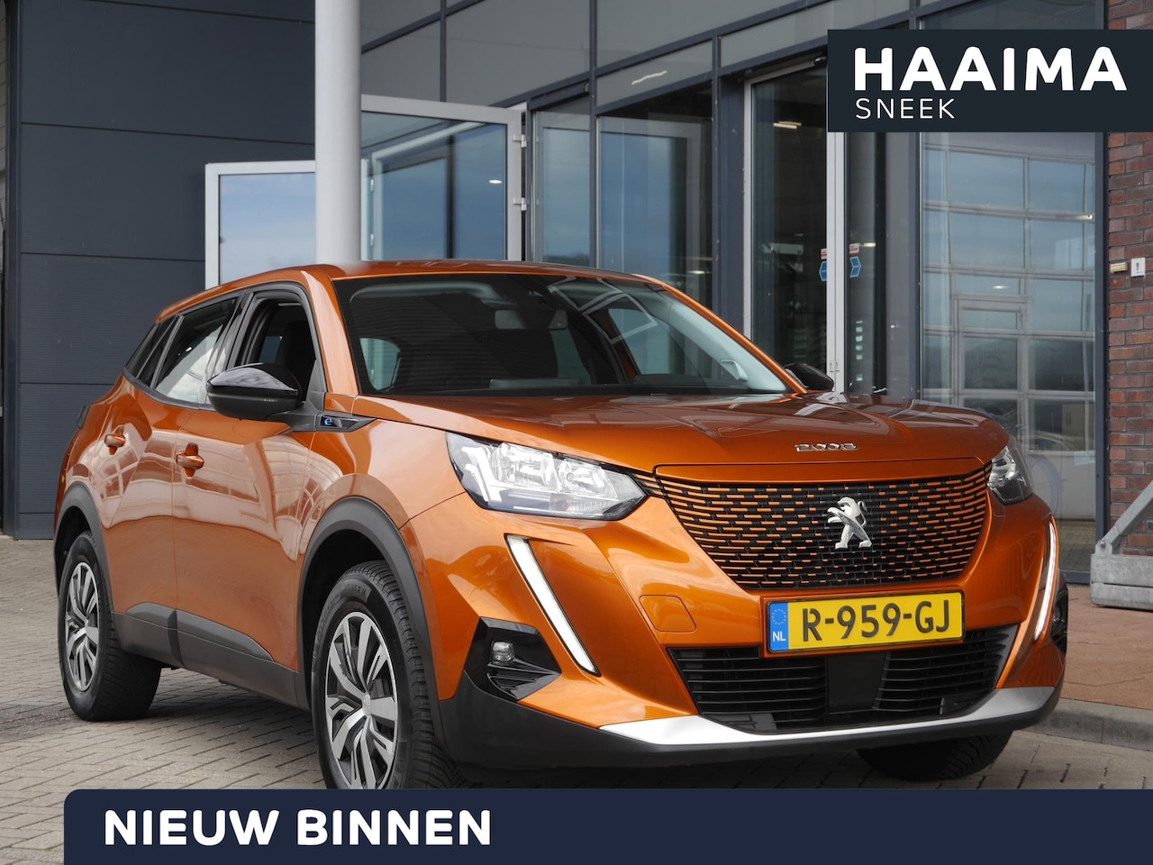 Peugeot e-2008 - EV Active 50 kWh | Navigatie | CarPlay | Android Auto | Climate/Cruise Control | Achteruit - AutoWereld.nl