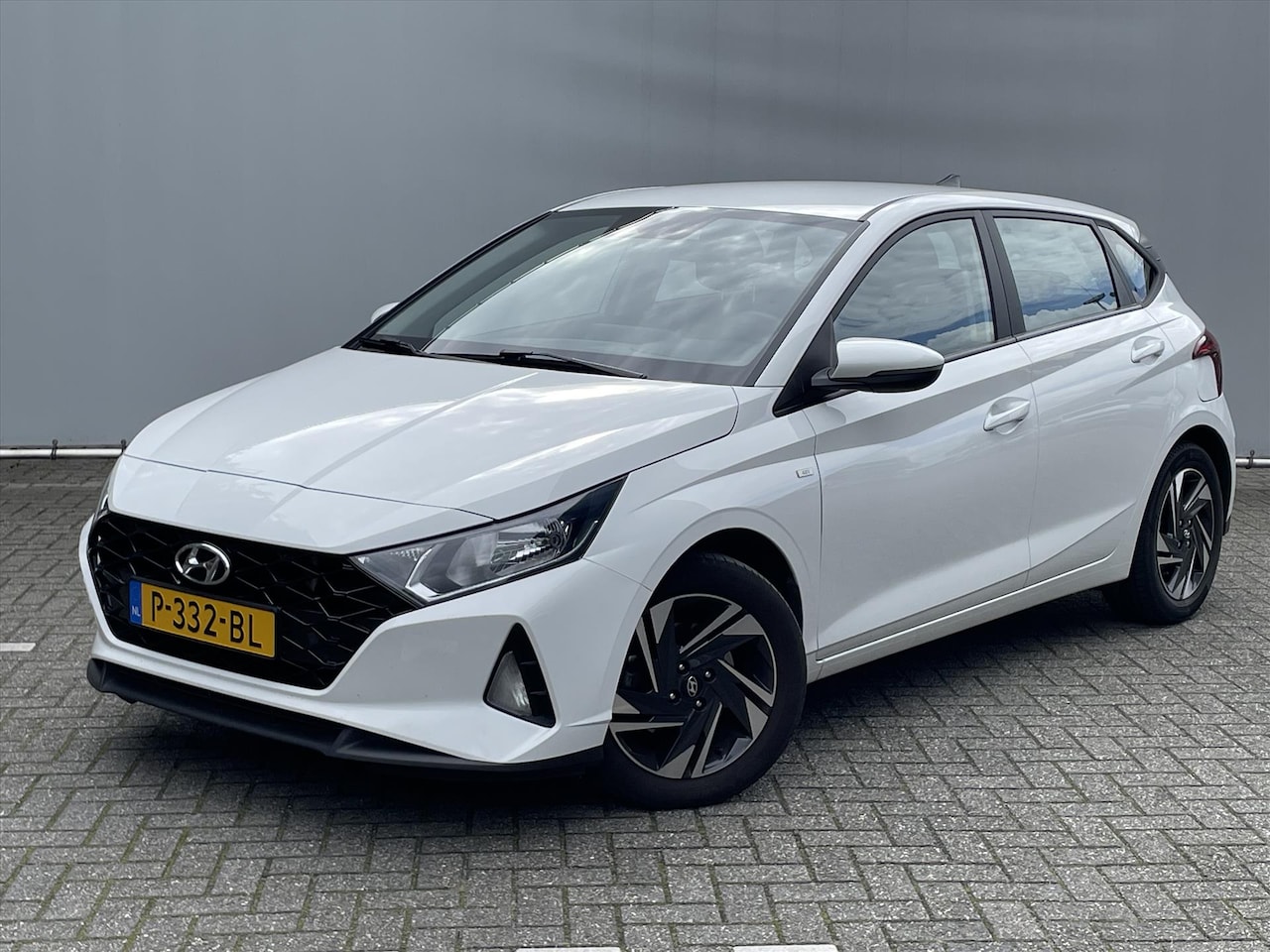 Hyundai i20 - 1.0 T-GDI 48V 100PK Comfort Smart / Trekhaak / Navigatie / Cruise control - AutoWereld.nl