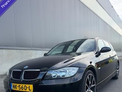 BMW 3-serie Touring - 318i Business Line Automaat